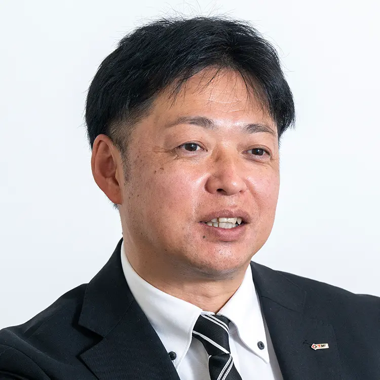 中西 孝次 氏